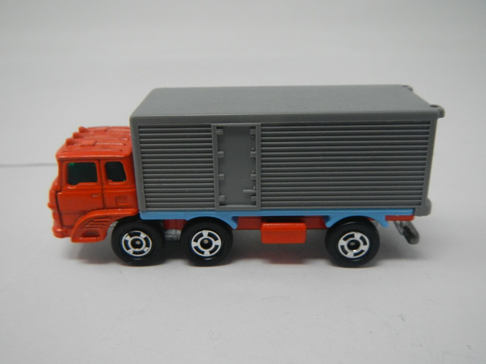 トミカ　FUSO　TRUCKSERIES　ガソリン　日本製 トミカ FUSO TRUCKSERIES ガソリン 日本製 トミカ FUSO