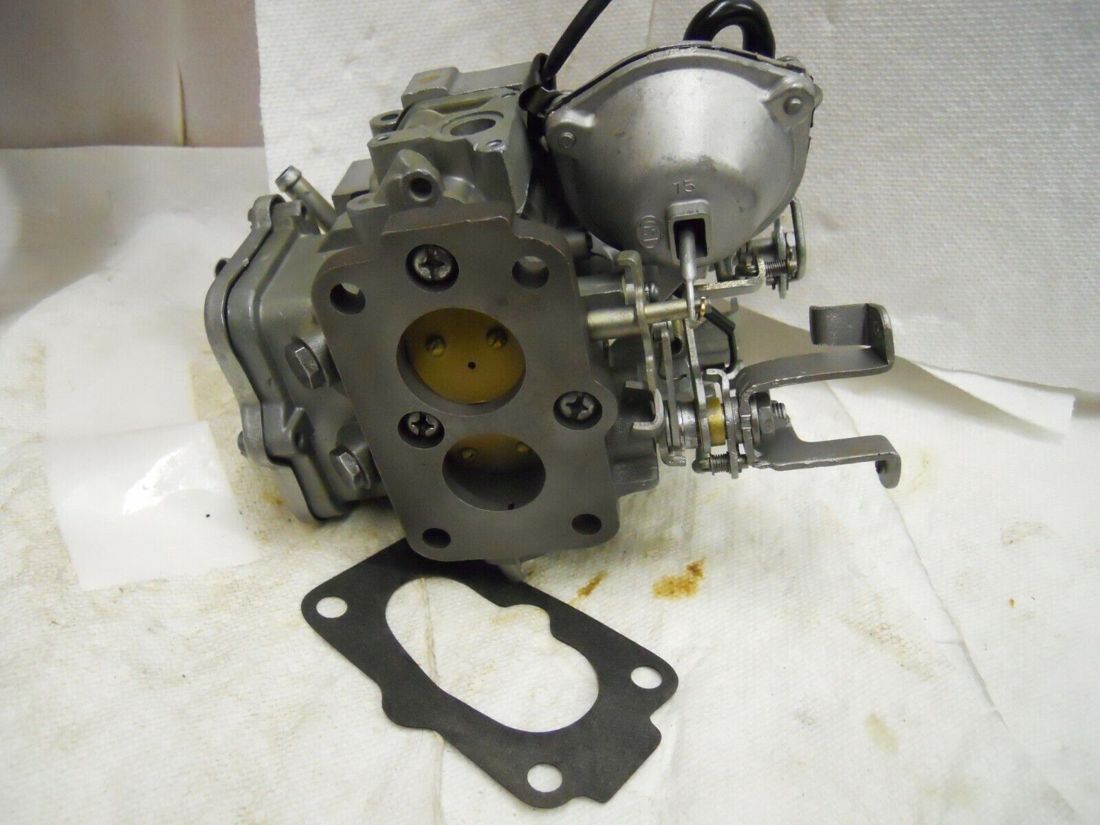 Carburetor Hitachi 2bbl. dcr 328-4 1981 Datson 1952cc all/t Carburetor Hitachi 2bbl. dcr 328-4 1981 Datson 1952cc all/t