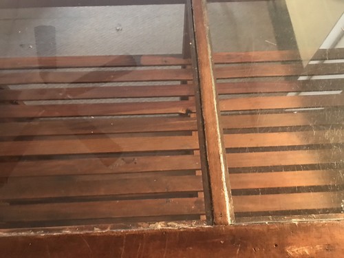 Antique Cigar Display Stand Beautful Wood & Glass 4 Shelves Humidor Cash Wrap