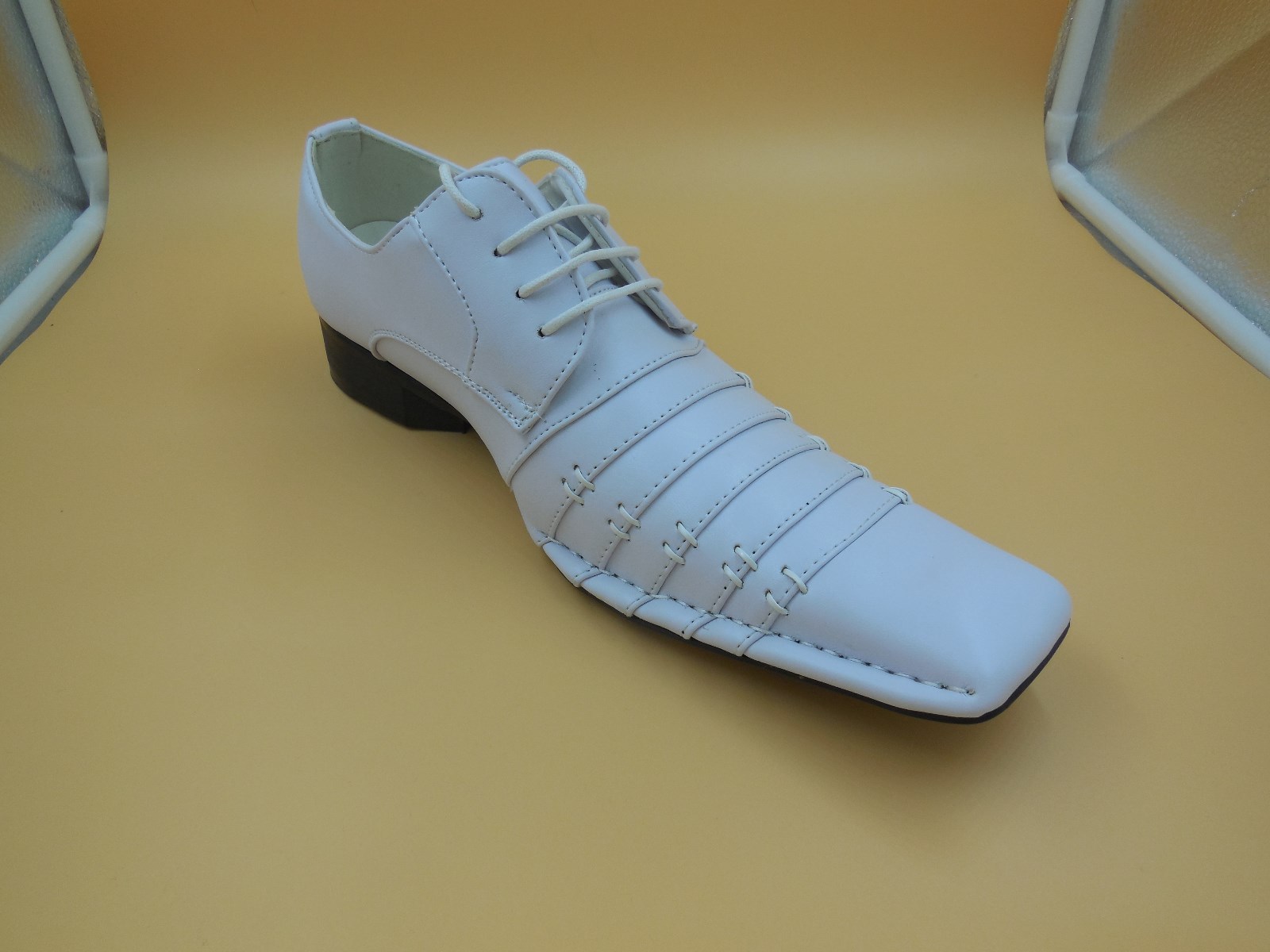 NEW MENS SIZE 8.5 ALBERTO FELLINI HARLEM WHITE DRESS SHOES / OXFORDS