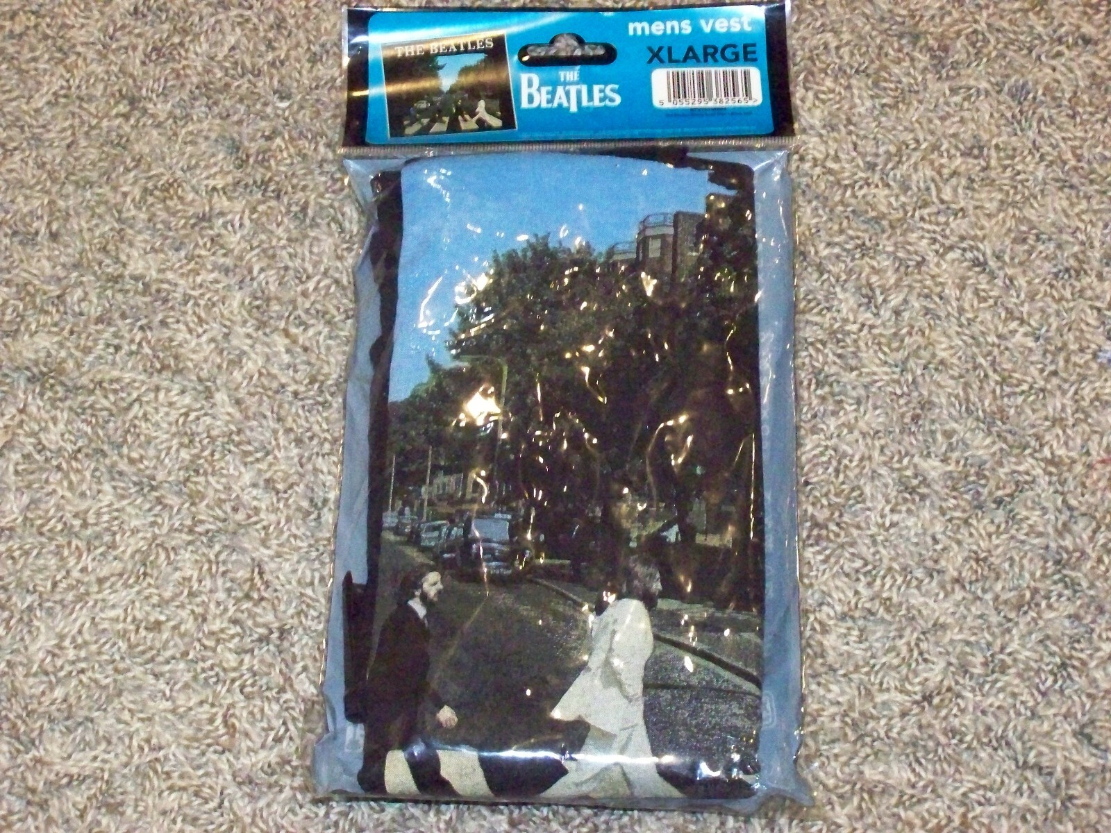 THE BEATLES XL MENS ABBEY ROAD VEST