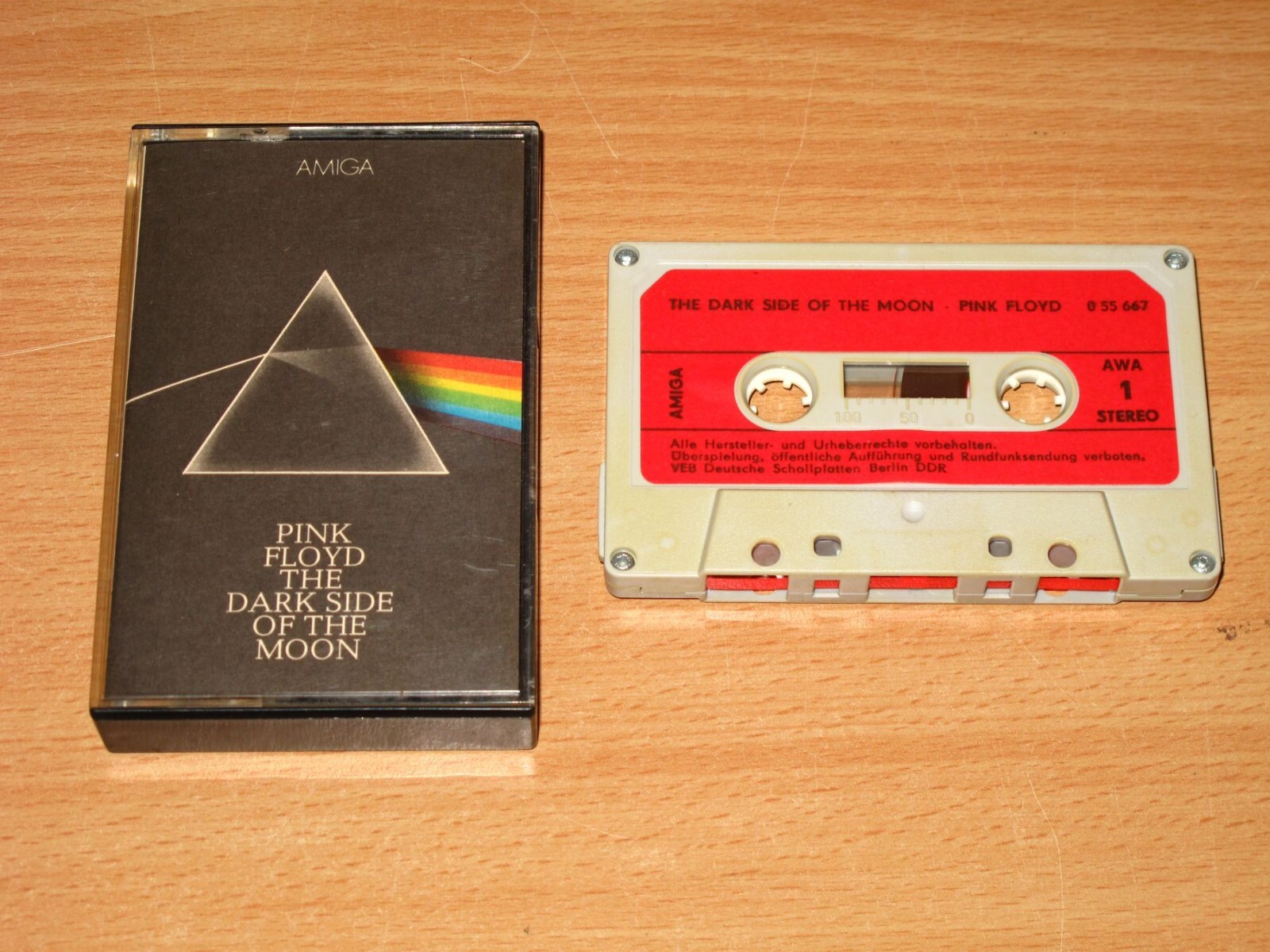 PINK FLOYD MC KASSETTE - The Dark Side Of The Moon / DDR AMIGA PRESS in MINT