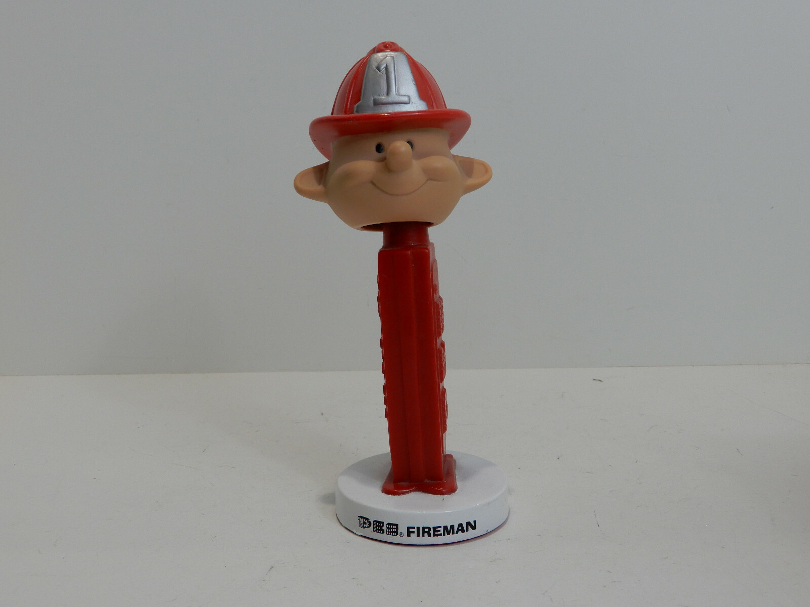 【FUNKO WACKY WOBBLER】 PEZ Pirate 限定版 Pez Pal Pirate Wacky Wobbler In Package Limited Edition