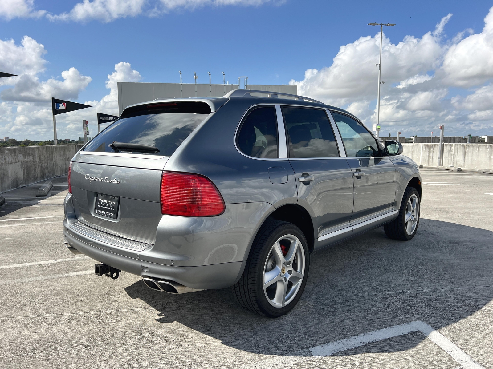 Owner 2005 Porsche Cayenne Turbo - Clean Carfax - Recently Serviced - Must See!