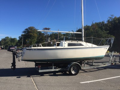 O'Day 222 Sailboat with 2010 custom Trailer and 2012 Nissan outboard