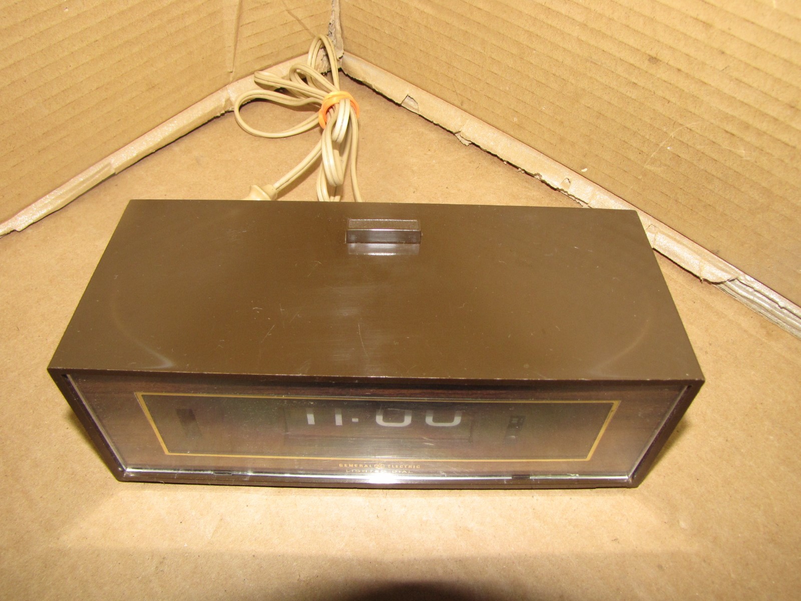 Deco Vintage Digital Flip Clock General Electric Light Dial  Cleaned Tested