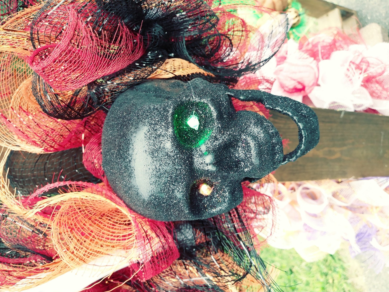 BEAUTIFUL red/orange/black 20