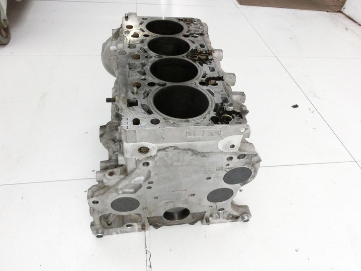 Audi A4 8W 19-24 TDI 2,0 120KW DEZE Motorblock für Motor Audi A4 8W 19-24 27.01.2020 gebraucht Bild 6