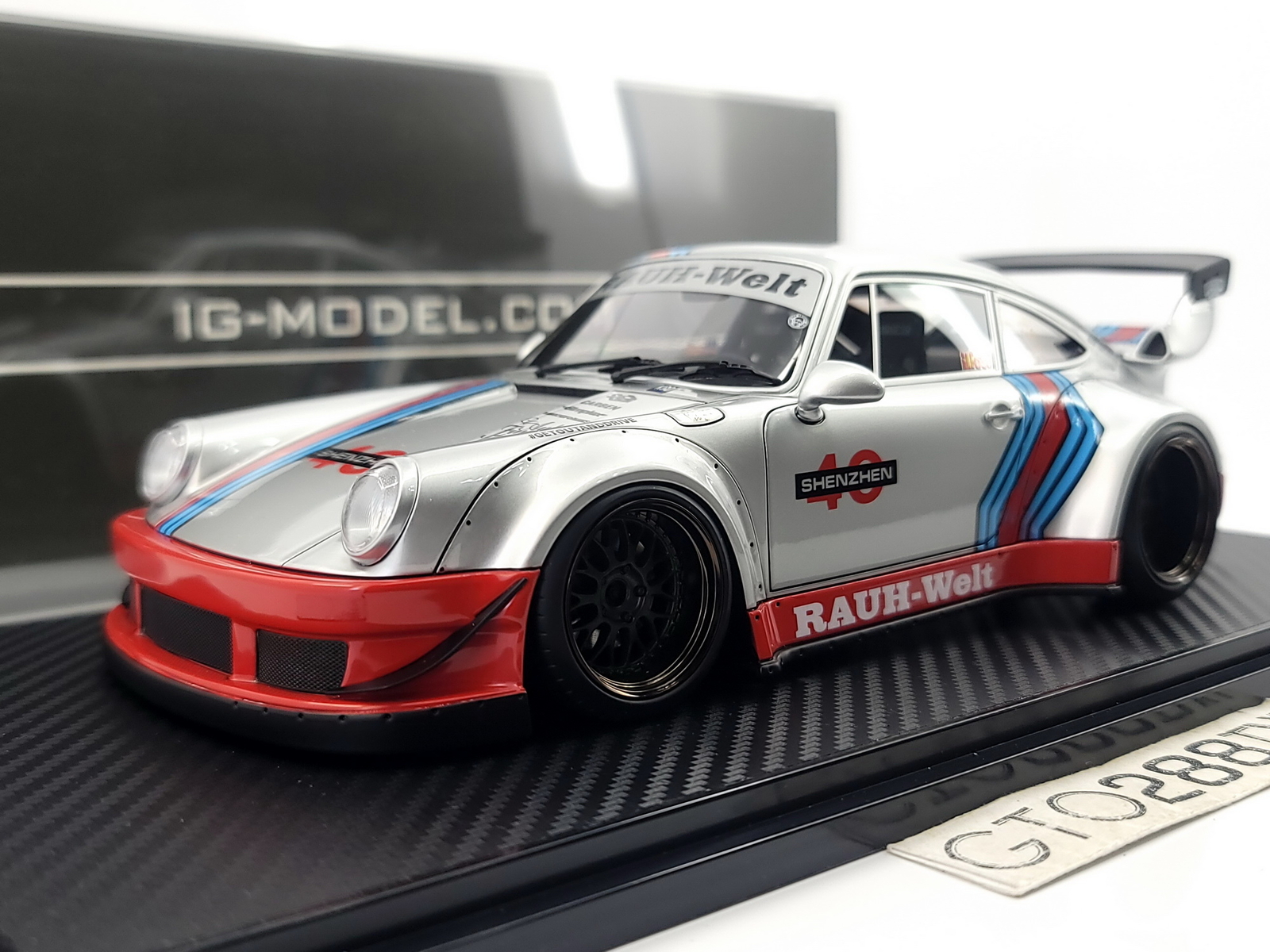 Ignition Model 1:18 scale RWB 930 Silver 