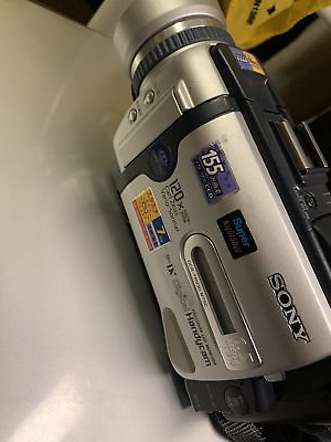 Sony Handycam DCR-TRV30 Camcorder Record Transfer Mini DV