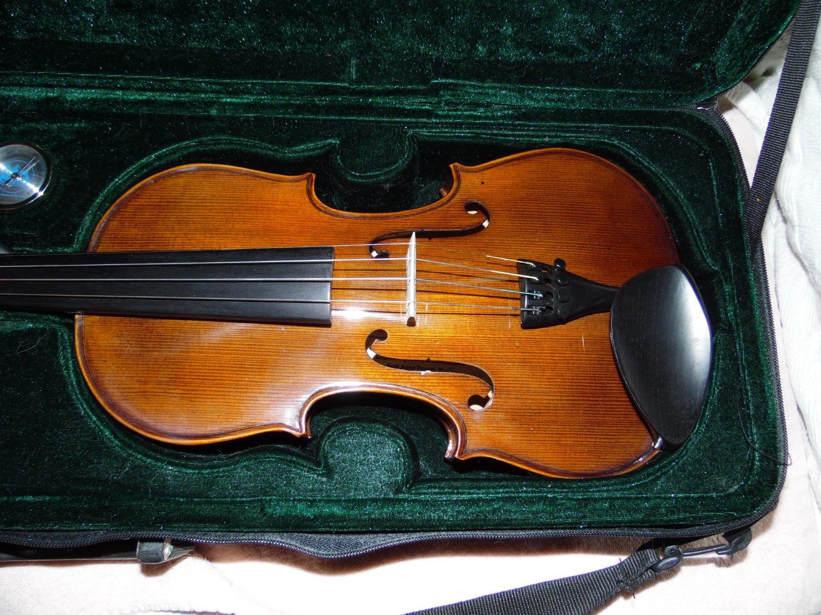 Full Size Cremona Fecit Anno Domini 2008 With Hygrometer Case & Bow & Strings