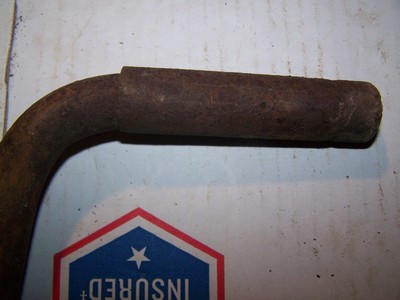 OLD TRACTOR HAND CRANK WITH SPINNER HANDLE