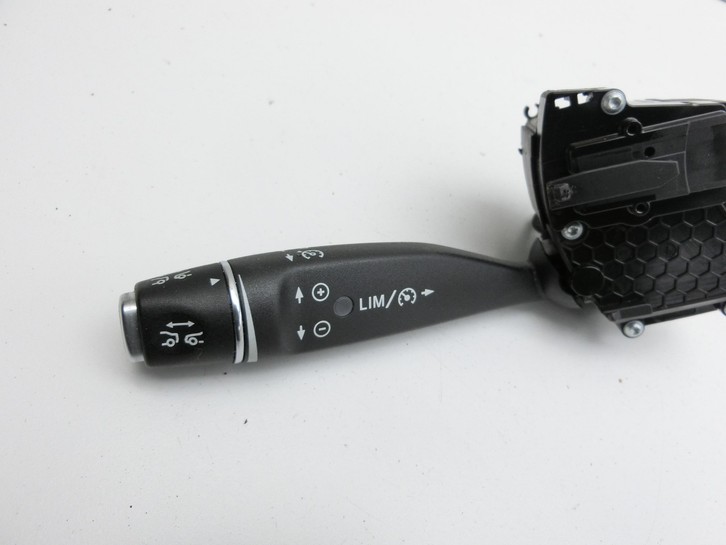Mercedes W204 S204 C250 07-14 Lenkstockschalter für Tempomat Bedienung Mercedes W204 S204 C250 07-14 29.08.2013... Vorschau 2