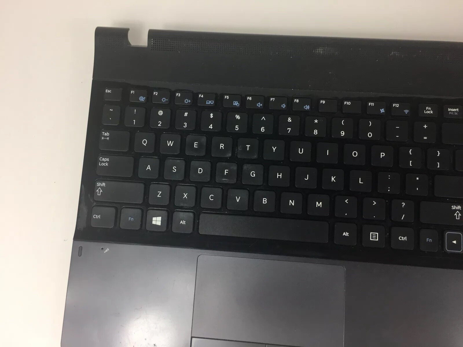 Samsung NP300E5C 15.6