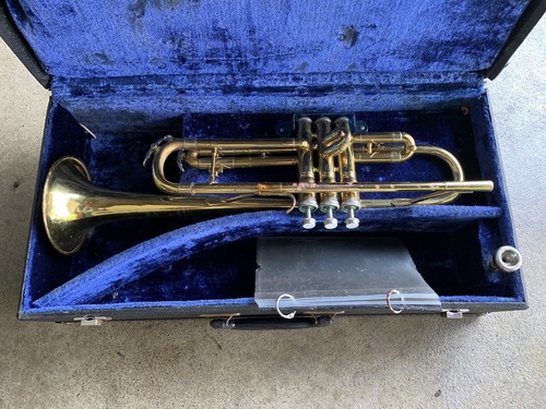 KING Cleveland 600 Trumpet B♭ $_12.JPG?set_id=880000500F