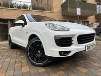 2017 Porsche Cayenne 3.0 V6 S Platinum Edition TiptronicS 4WD Euro 6 (s/s) 5dr E