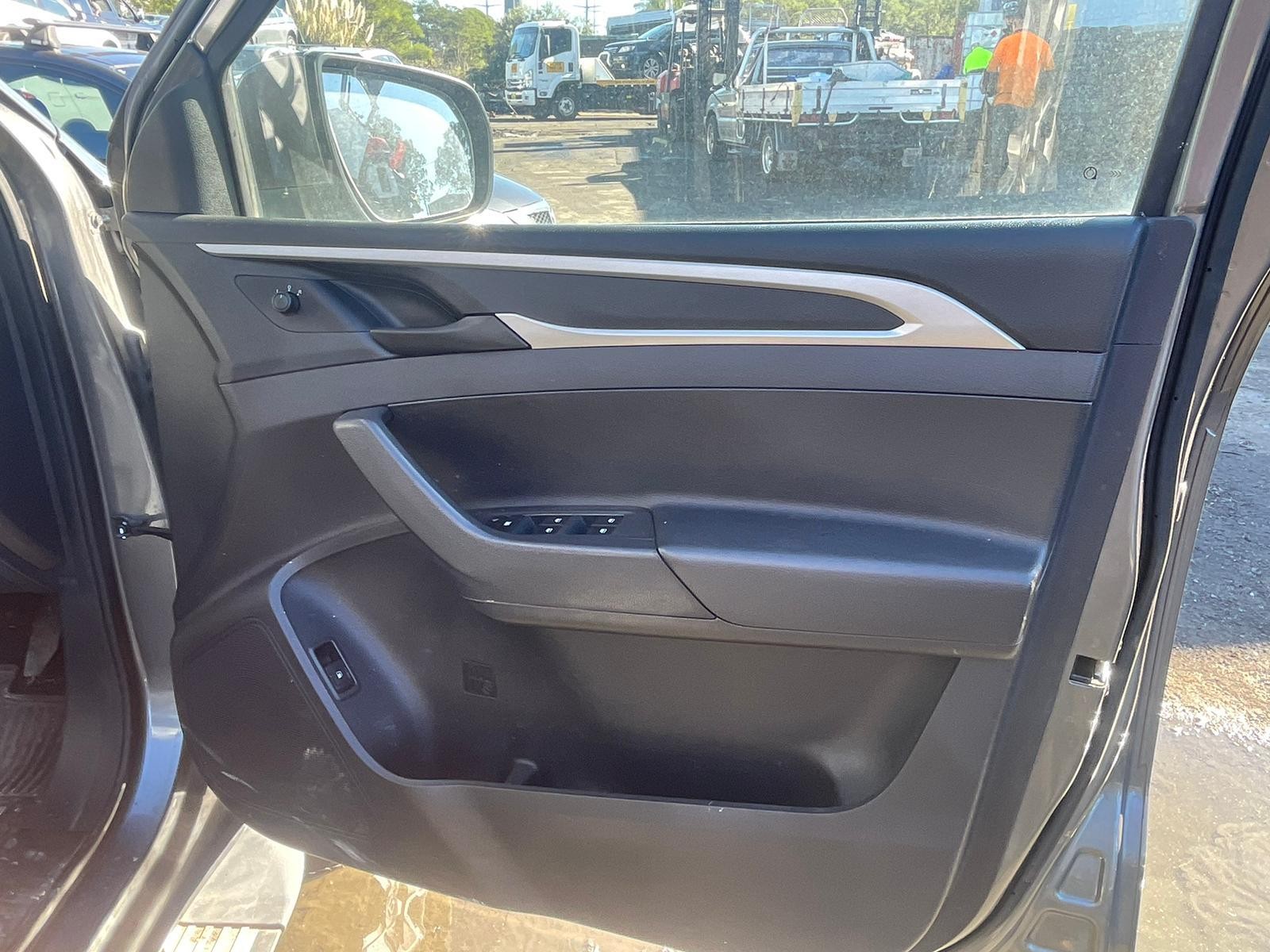 LDV T60 SK8C 07/2017-2024 CLIMATE CONTROL TYPE - thumbnail 8