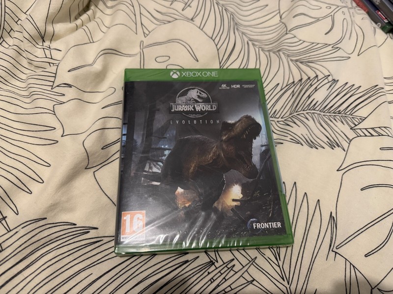 Jurassic World Evolution Xbox One Neuf Sous Blister Pal Fr