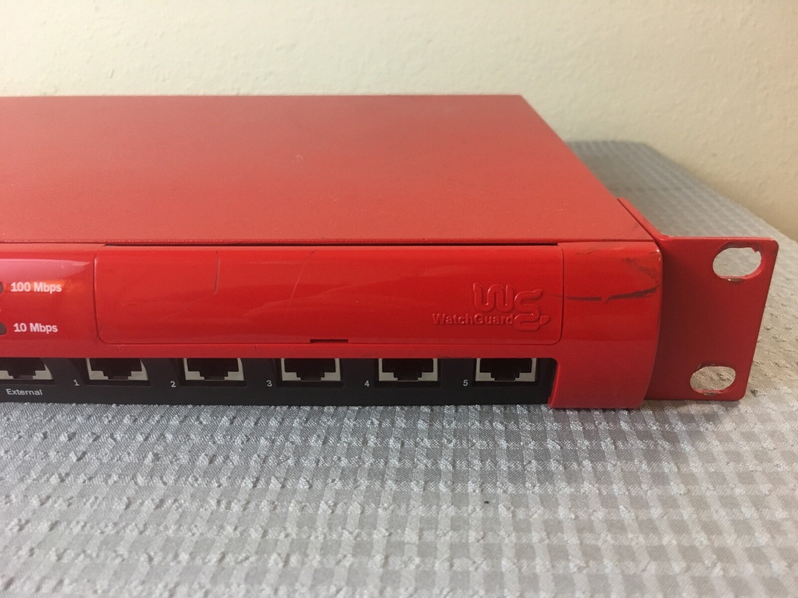 Firebox WatchGuard X700 Ethernet Network Firewall Security, R6264S, Excellent!