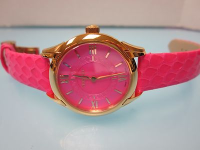 Pre-owned Versace Women's Vff070013 Dafne Rose Gold Ion Plated Fuchsia Leather Wristwatch In Pale Violet Red