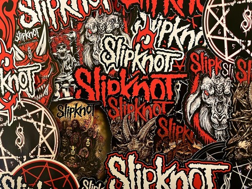 SLIPKNOTステッカー10枚ポストカード1枚 SLIPKNOTステッカー10枚ポストカード1枚 - メルカリ
