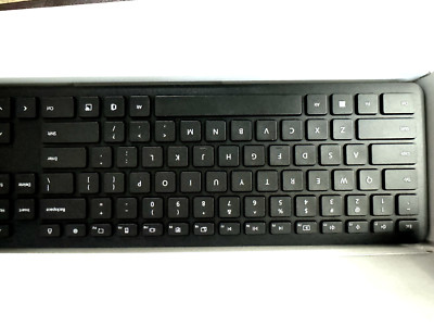 Microsoft - Full-size Wireless Bluetooth Keyboard  CLAVIER- Black QSZ-00001
