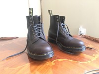 dr martens 1460 pascal green