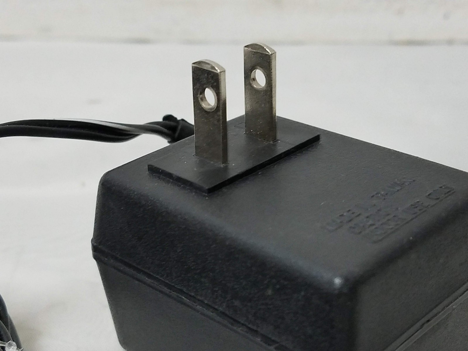 Roberts DV-9200 DC Adapter (9 Volts-200ma) Vintage DOD/Dunlop Pedals