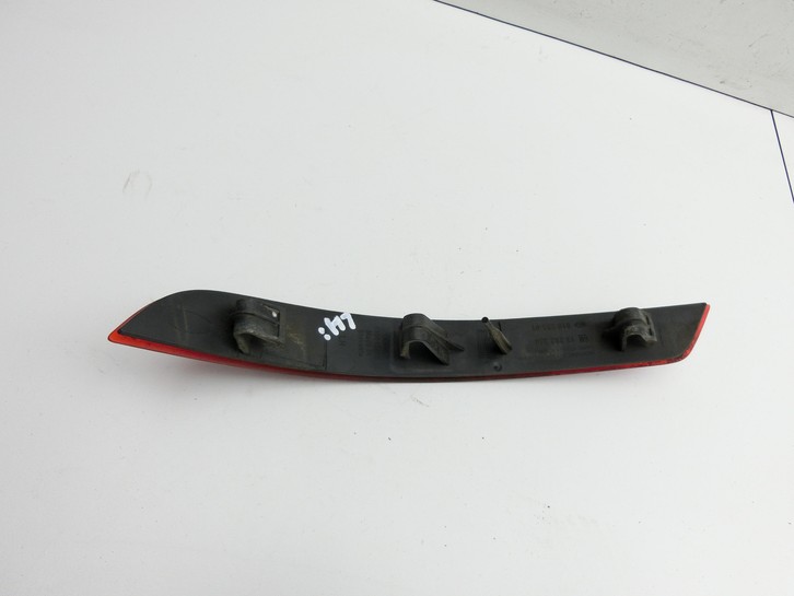 Opel Astra J 09-12 Kombi Reflektor für Stoßstange Hinten Links Opel Astra J 09-12 28.10.2011 13282239 gebraucht Bild 4
