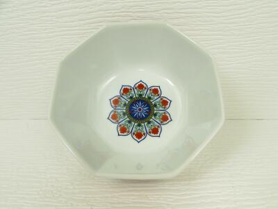 Spring Rain by Imperial Treasure Fruit Bowl Red Band Blue & Red Floral s166
