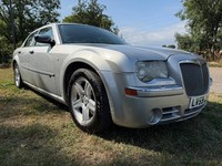 59 CHRYSLER 300C 3.0 V6 CRD AUTO LOW 96K HISTORY 3 KEYS SATNAV MOT 07/26 PX SWAP