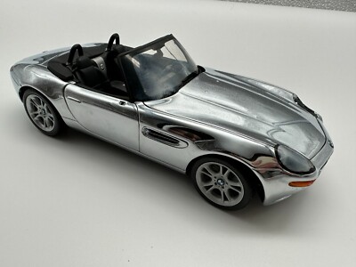 京商　BMW Z8 クロームメッキ 京商BMW Z8 クロームメッキ