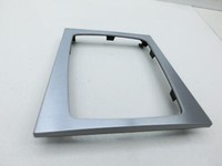 Mercedes W204 C180 11-15 Blende Einbaurahmen Mercedes W204 C180 11-15 23.08.2012 A2046803408 gebraucht Vorschau 2