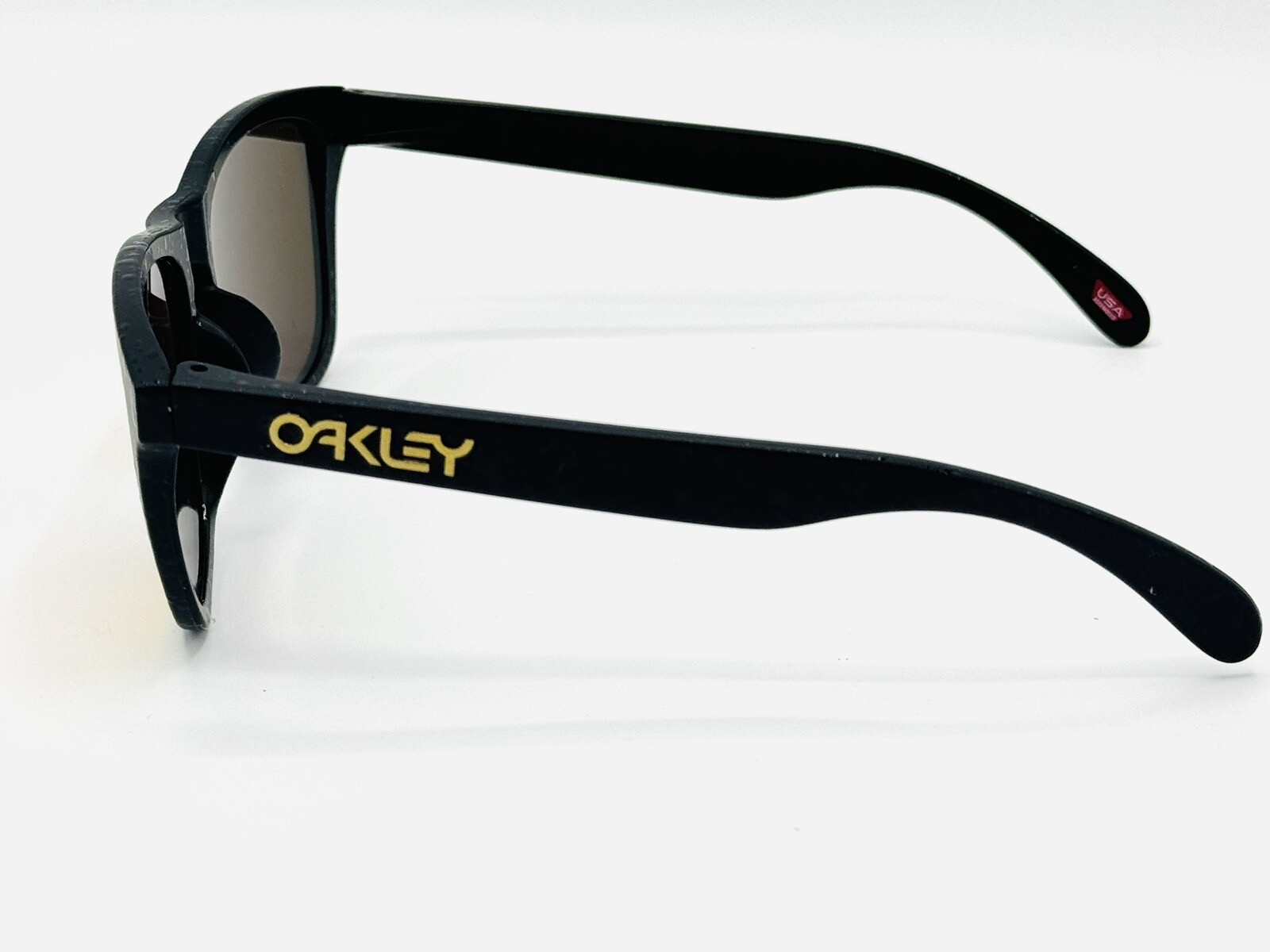 NEW OAKLEY FROGSKINS (A) SUNGLASSES CHINESE NEW YEARS BLACK