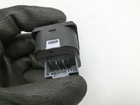 Seat Arona KJ 17-21 Spiegelverstellung Aussenspiegel Schalter Seat Arona KJ 17-21 22.03.2019 6F0959565 gebraucht Vorschau 2