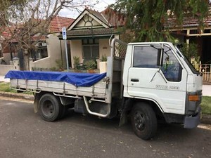 Toyota dyna 200