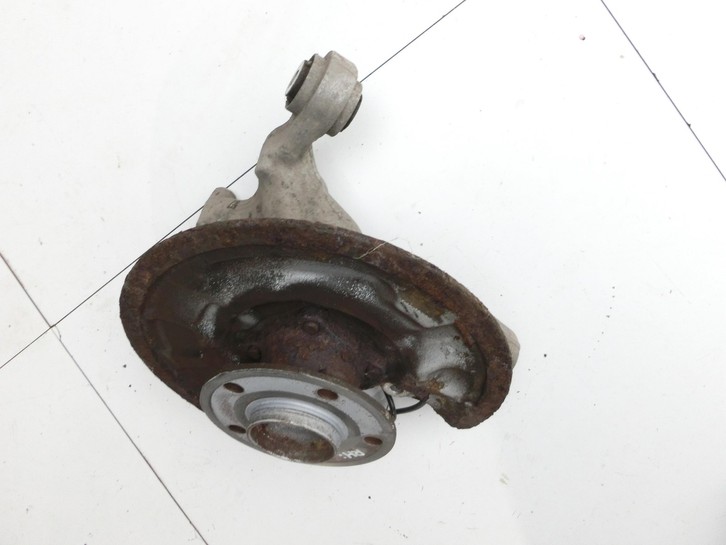 Mercedes W176 A200 12-15  1,6i 115KW Achsschenkel Radnabe Rechts Hinten Mercedes W176 A200 12-15 28.01.2015... Bild 2