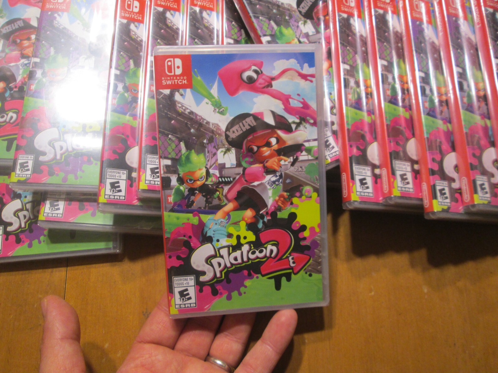 Nintendo switch splatoon2 エディション Nintendo Switch with Splatoon 2 - Neon Green/Neon Pink Joy-Cons