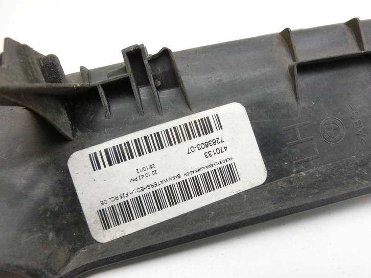 BMW X3 F25 10-14 Abdeckung Wasserablauf Heckleuchte Links BMW X3 F25 10-14 24.01.2013 7263603 63217263603... Vorschau 4