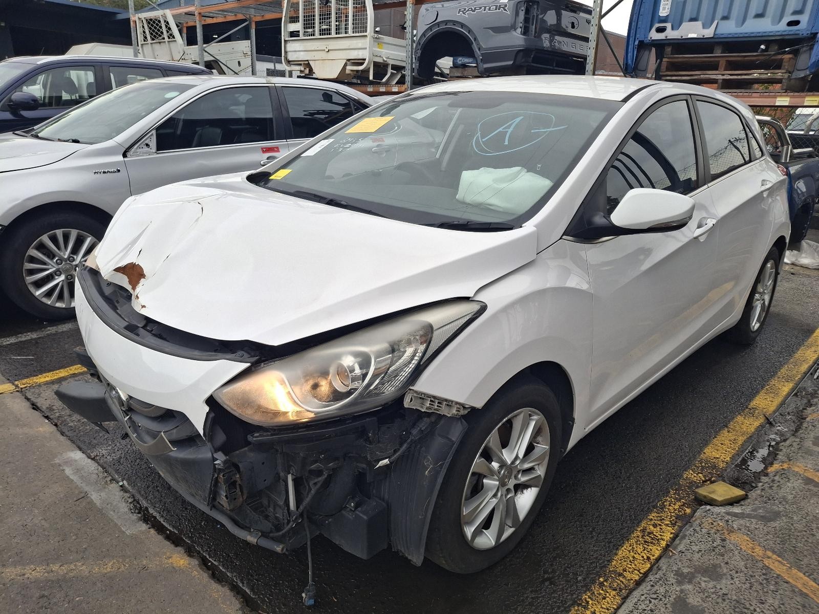 HYUNDAI I30 2012-2017 LEFT REAR DOOR WINDOW GD, 5DR HATCH, 05/12-04/17 - thumbnail 2