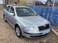 SKODA OCTAVIA 2.0 AMBIENTE PETROL MANUAL SILVER 5 DOOR ESTATE 2005