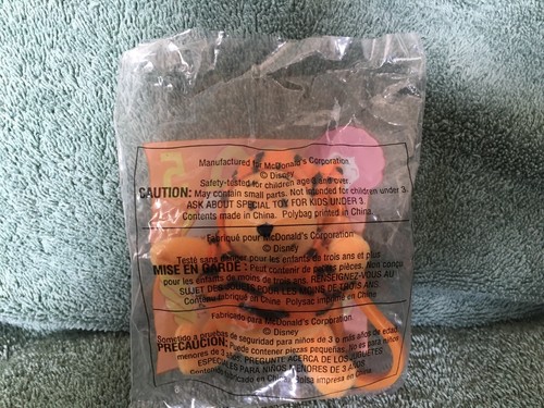 2000 MCDONALDS HAPPY MEAL TIGGER THE MOVIE #5 WINNIE THE POOH SOFT TOY! NIP!