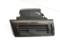 BMW E61 530d 04-07 Luftdusche Luftdüse Links BMW E61 530d 04-07 31.03.2005 6953619 64226953619 6198369 9610150-20... Vorschau 2