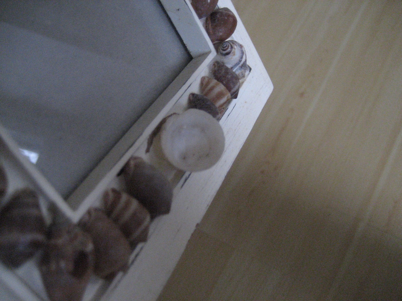 Real SEA SHELLS Easel Back WOOD WOODEN PICTURE FRAME For 4X6 Photo BEACH Hawaii