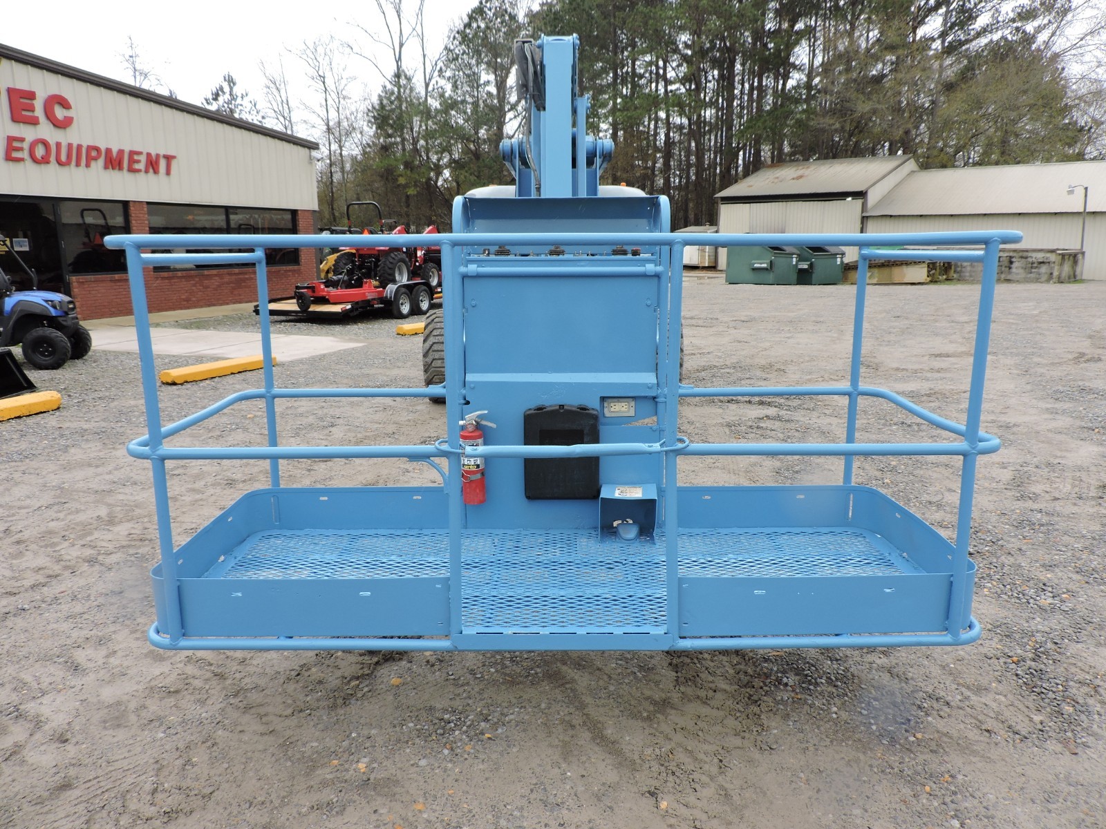 2012 GENIE Z60/34 ARTICULATING BOOM LIFT - GENERATOR - LOW HOUR MACHINE!!