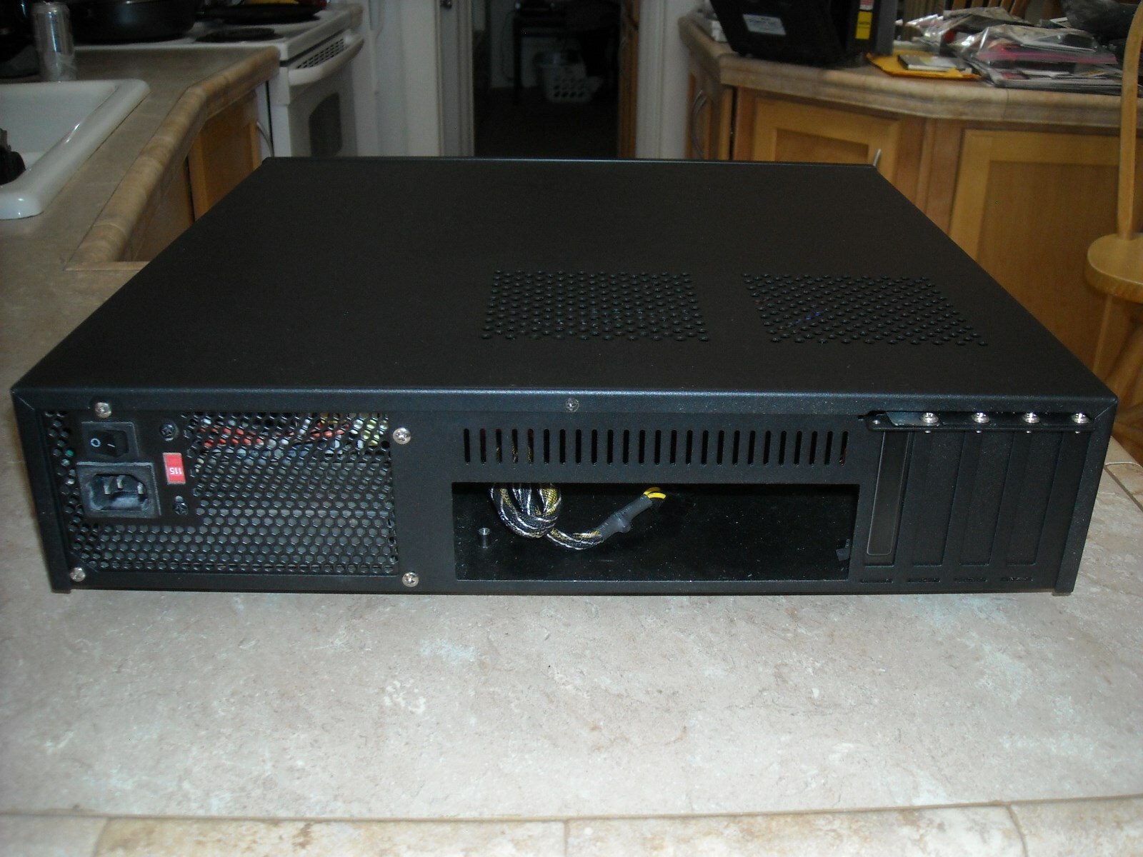 Moneual Black 301 HTPC Media Center Case