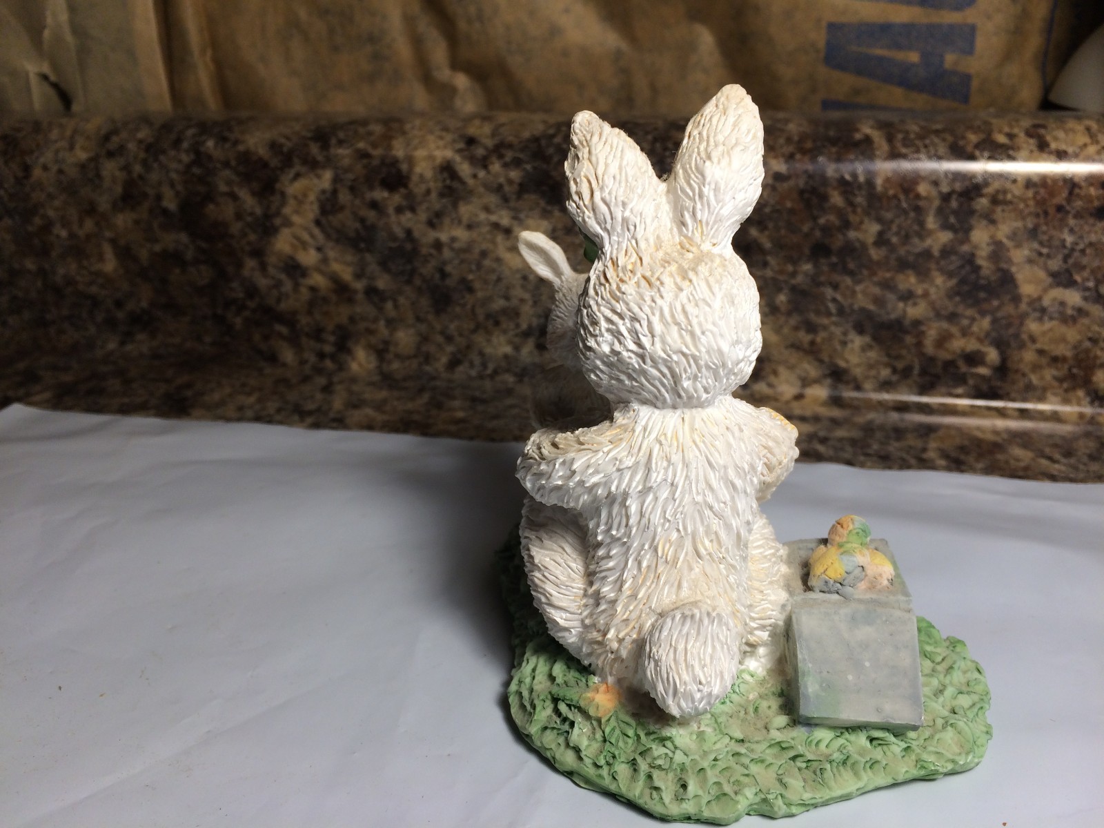 Resin Easter Bunnies Figurine