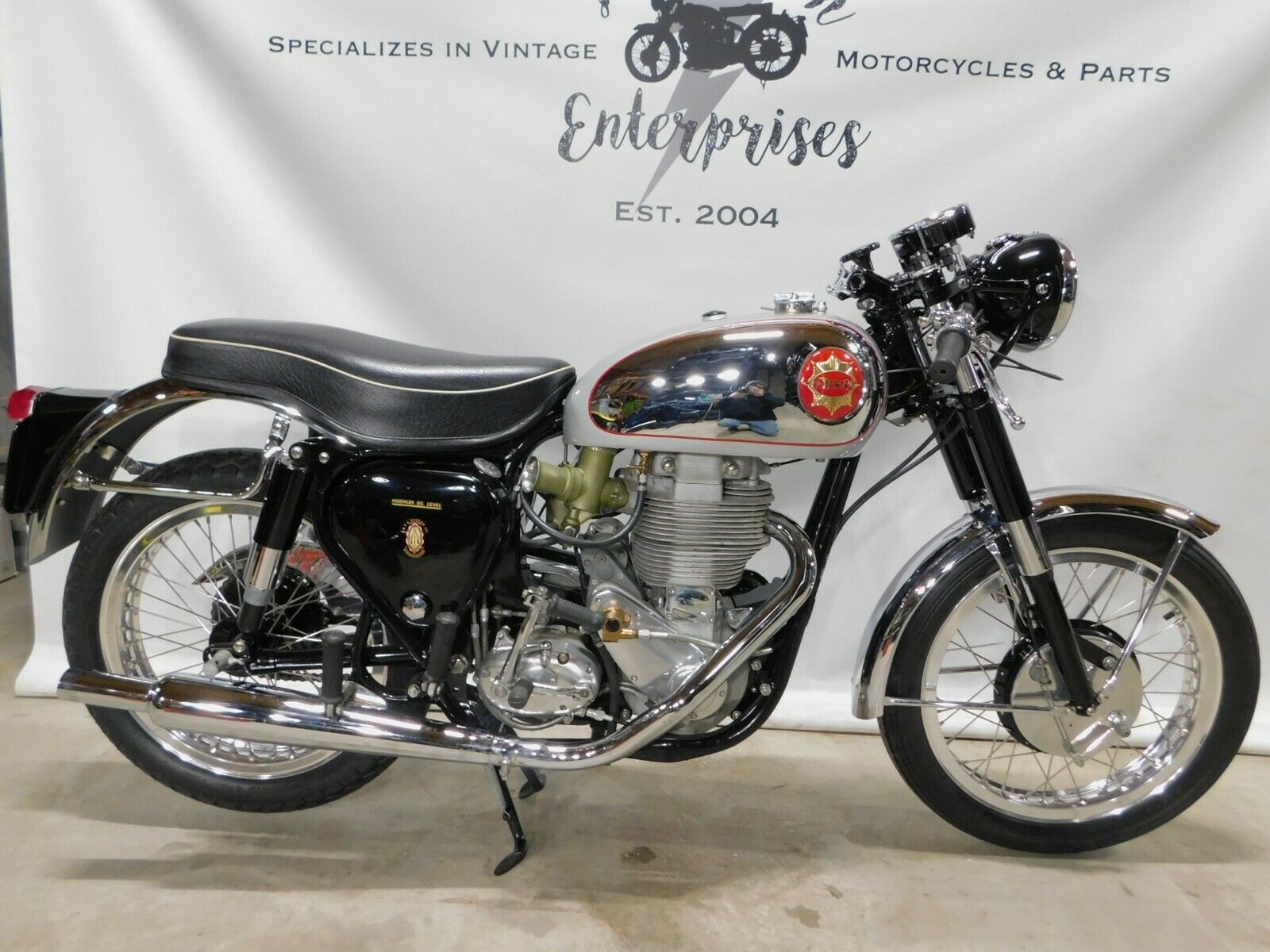 SR400・500 BSAゴールドスターマフラー SR400復活 BSAゴールドスター音 - YouTube