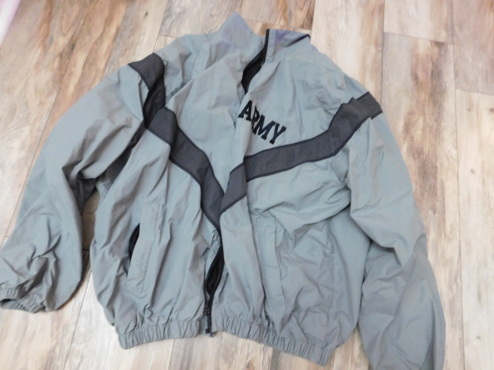 【US.ARMY】us army IPFU jacket 実物 XL-S US ARMY IPFU JACKET SIZE X LARGE - REGULAR | eBay
