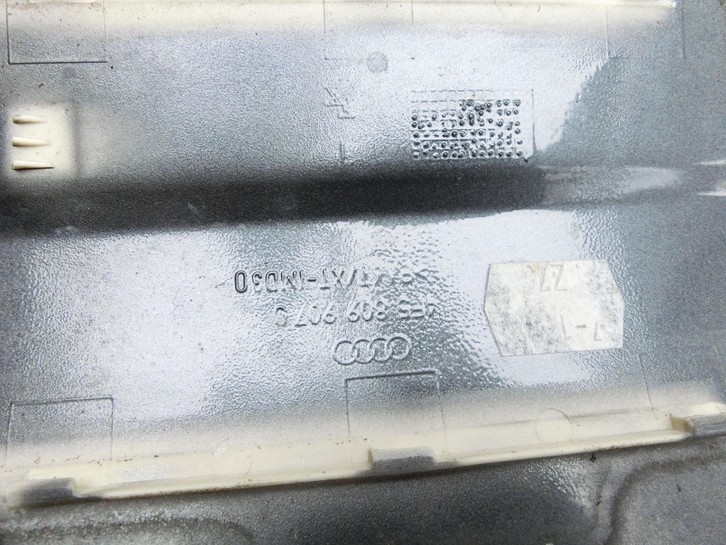 Audi A6 4F C6 08-11 Tankdeckel Tankklappe LZ7S Audi A6 4F C6 08-11 10.03.2009 4F5809907C 4F5809907S gebraucht Vorschau 4